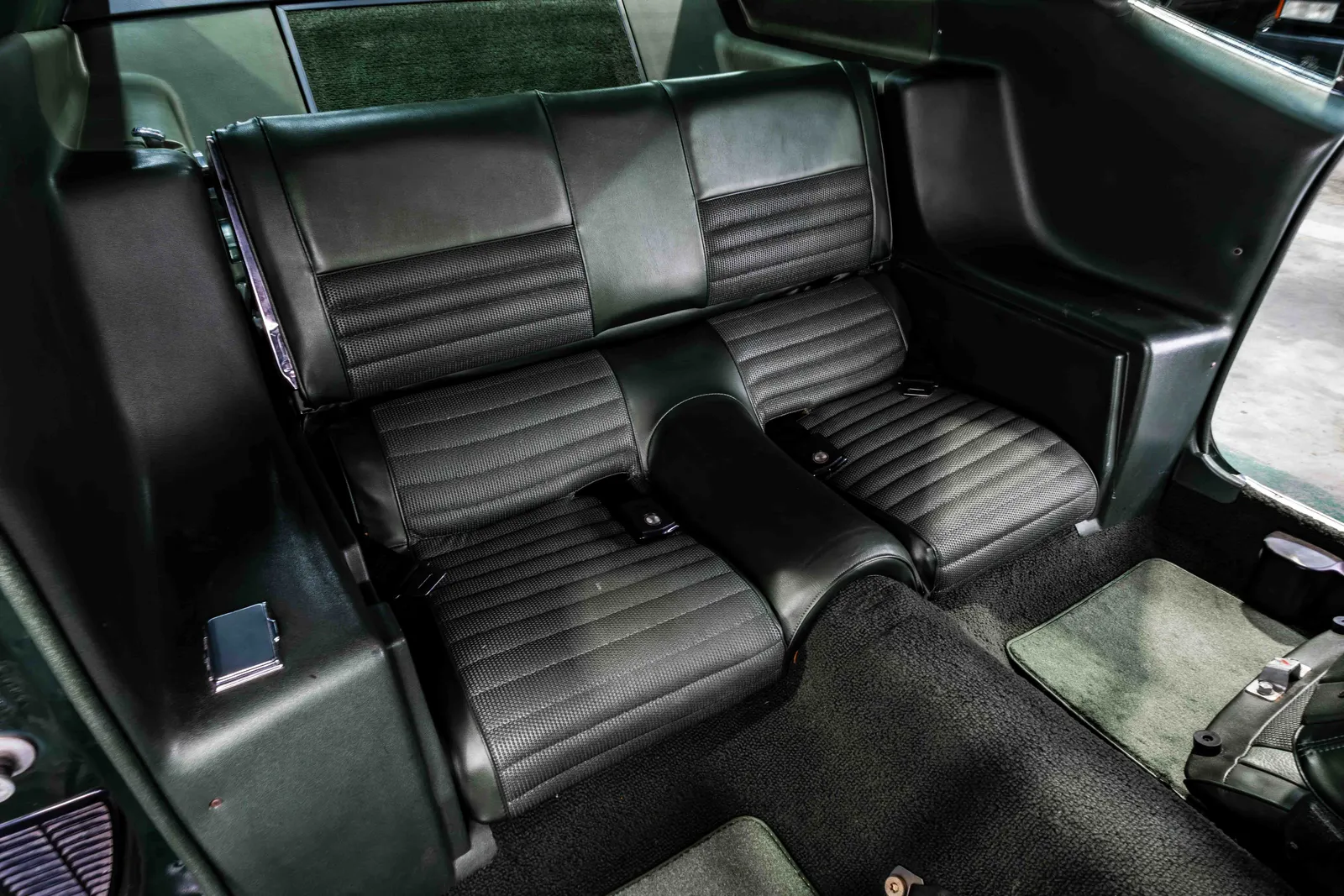 1971-Ford-Mustang-Dark Green-211273-49.jpg
